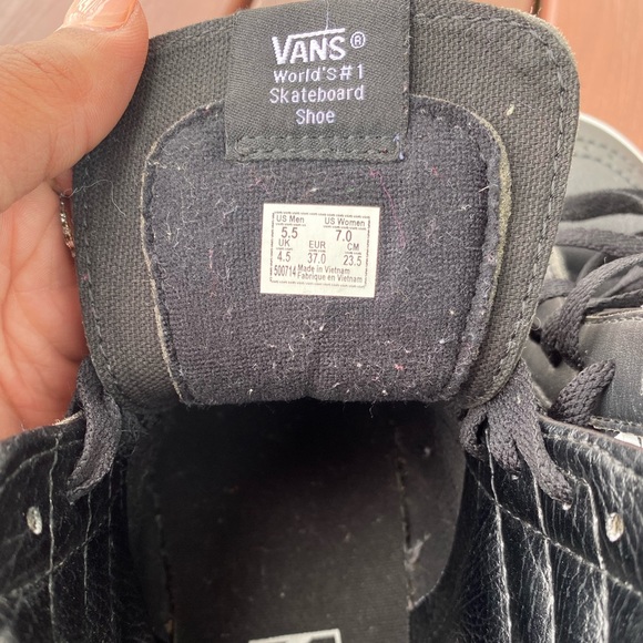 Black leather VANS sneakers - Picture 8 of 11